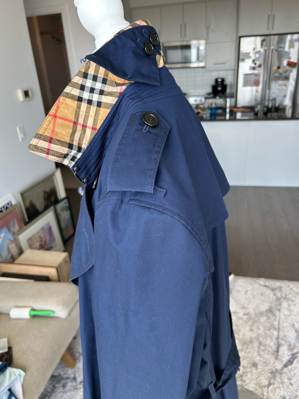 BURBERRY Classic Trench Coat